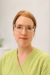 Linda Lüs, Medizinische Fachangestellte und Fachwirtin für ambulante medizinische Versorgung